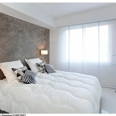 Apartment Ref 1181 - Croisette - Sea View For Rent *